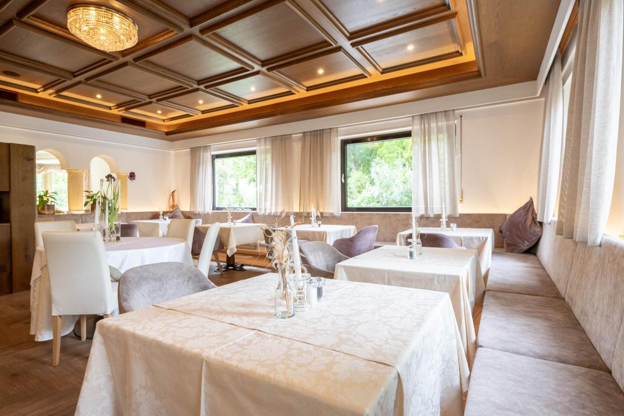Hotel Gschwangut Лана Екстериор снимка